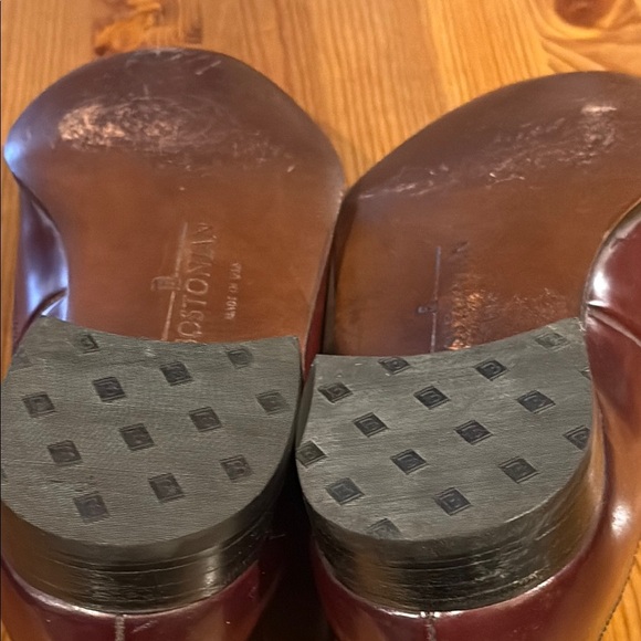 Bostonian Loafers Timeless Slip-On Design